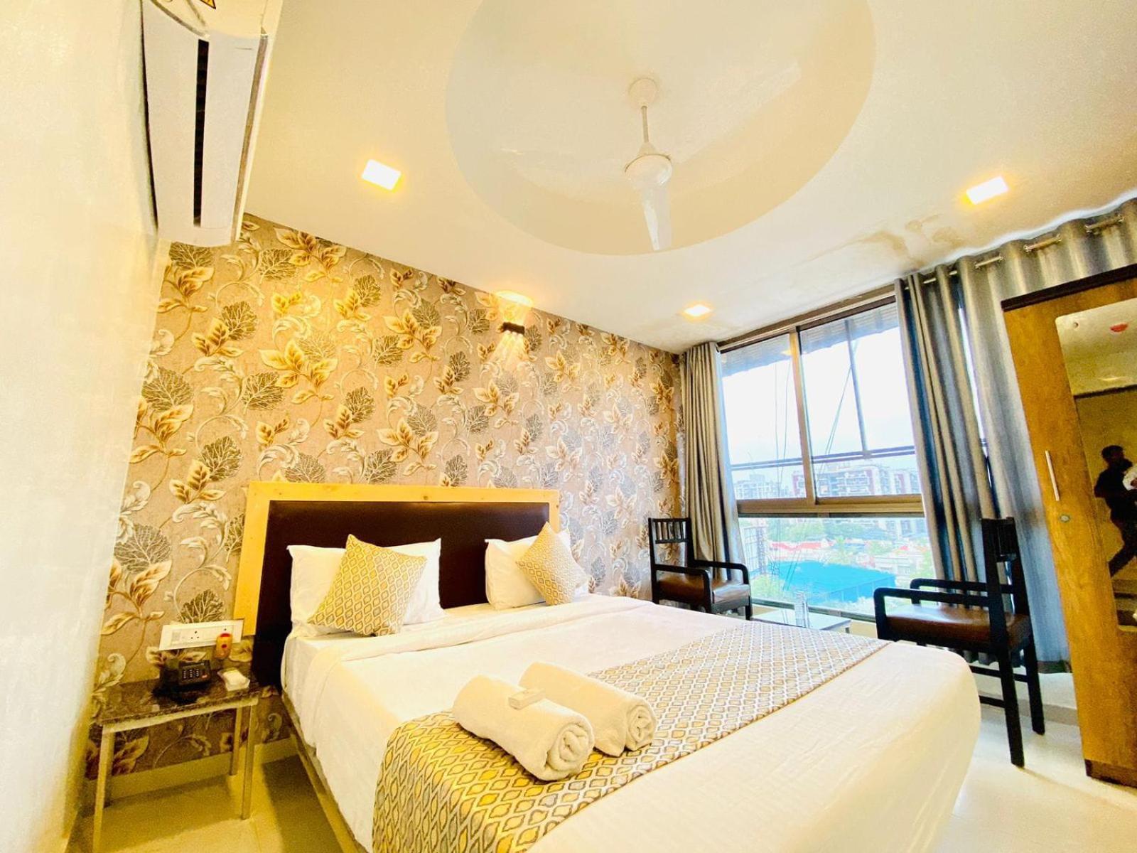 Hotel Alexa By Abc Amhedabad Dış mekan fotoğraf