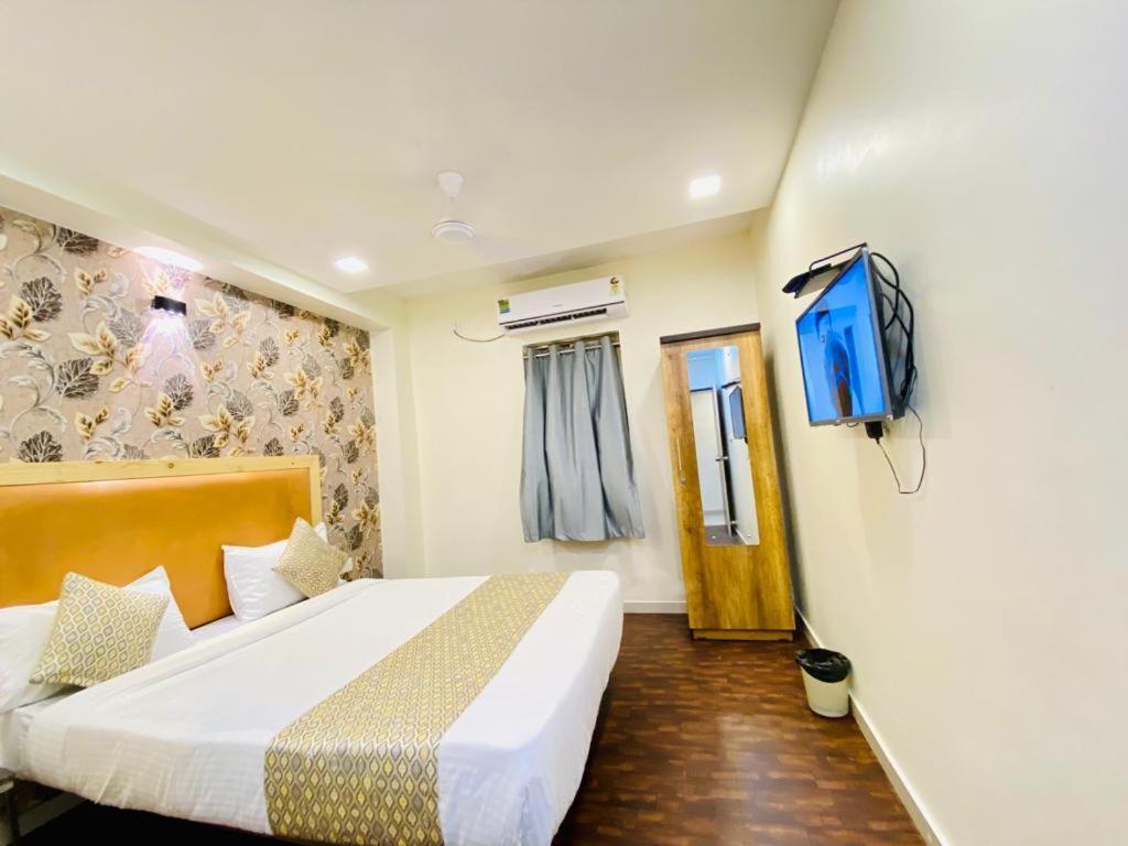 Hotel Alexa By Abc Amhedabad Dış mekan fotoğraf