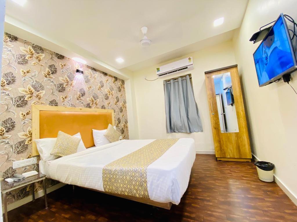 Hotel Alexa By Abc Amhedabad Dış mekan fotoğraf