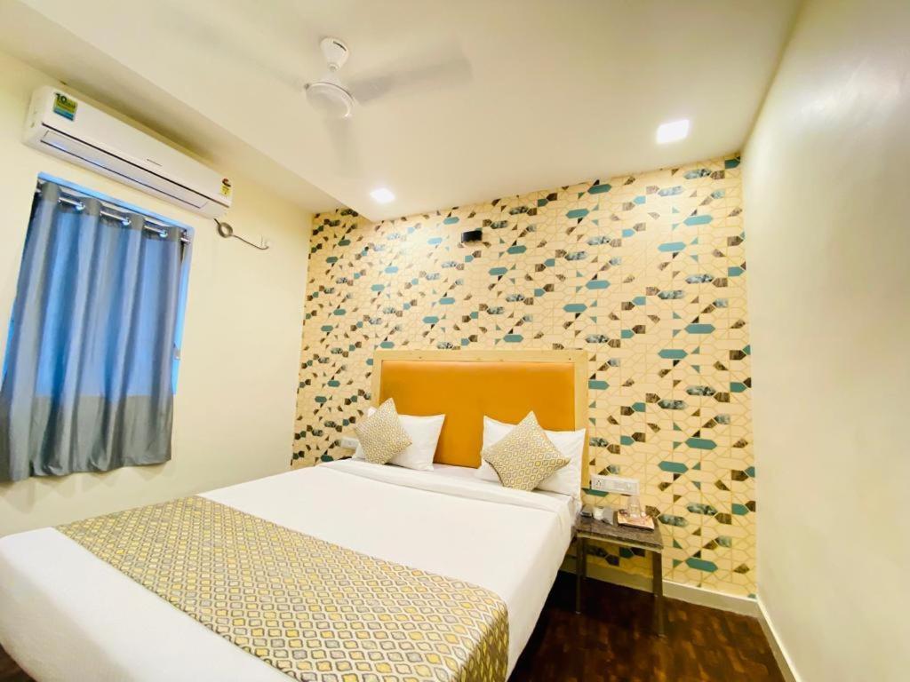 Hotel Alexa By Abc Amhedabad Dış mekan fotoğraf