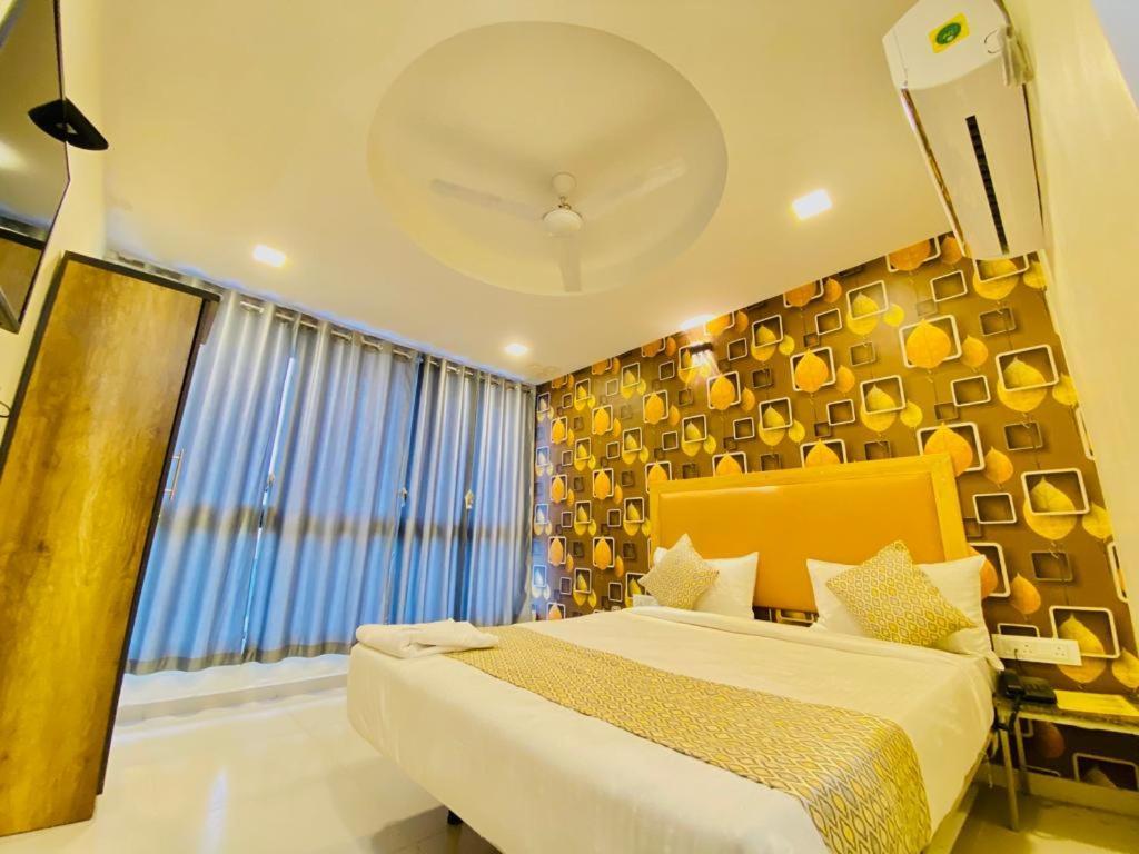 Hotel Alexa By Abc Amhedabad Dış mekan fotoğraf