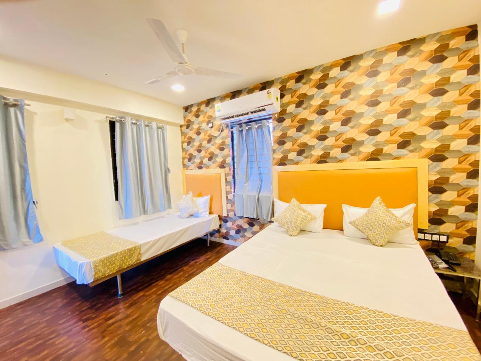 Hotel Alexa By Abc Amhedabad Dış mekan fotoğraf